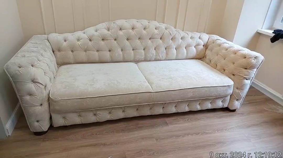 Обивка дивана. Бухарестская