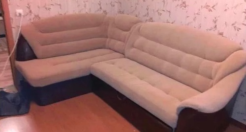 Перетяжка углового дивана. Бухарестская