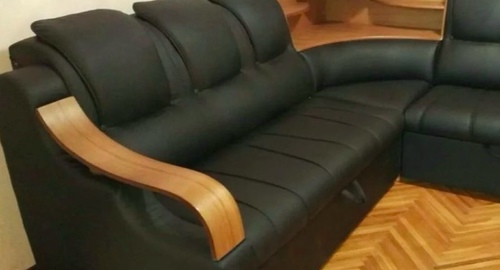 Перетяжка кожаного дивана. Бухарестская